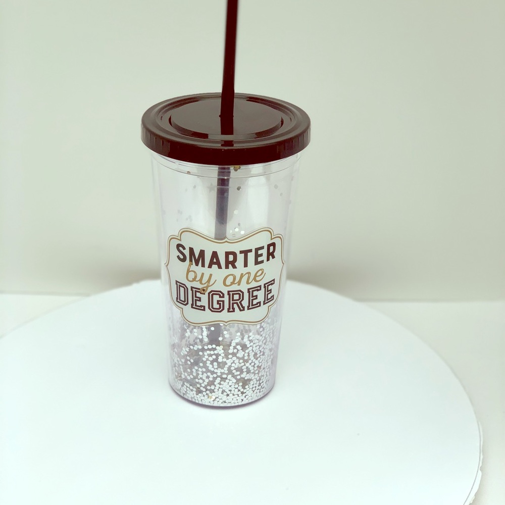 ✏️Glitter Graduate 🎓 Degree Tumbler